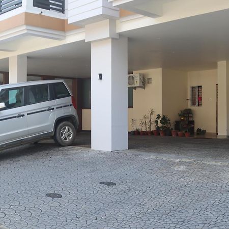 The Dibrugarh Address Hotel Екстериор снимка
