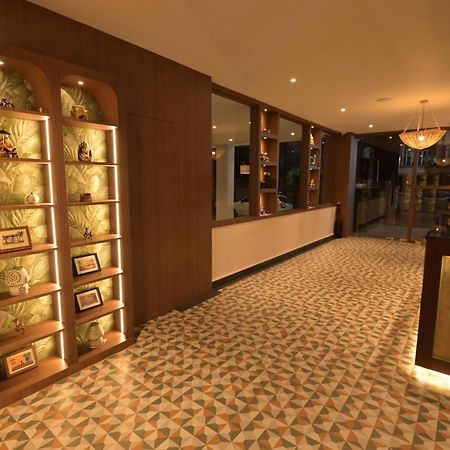 The Dibrugarh Address Hotel Екстериор снимка