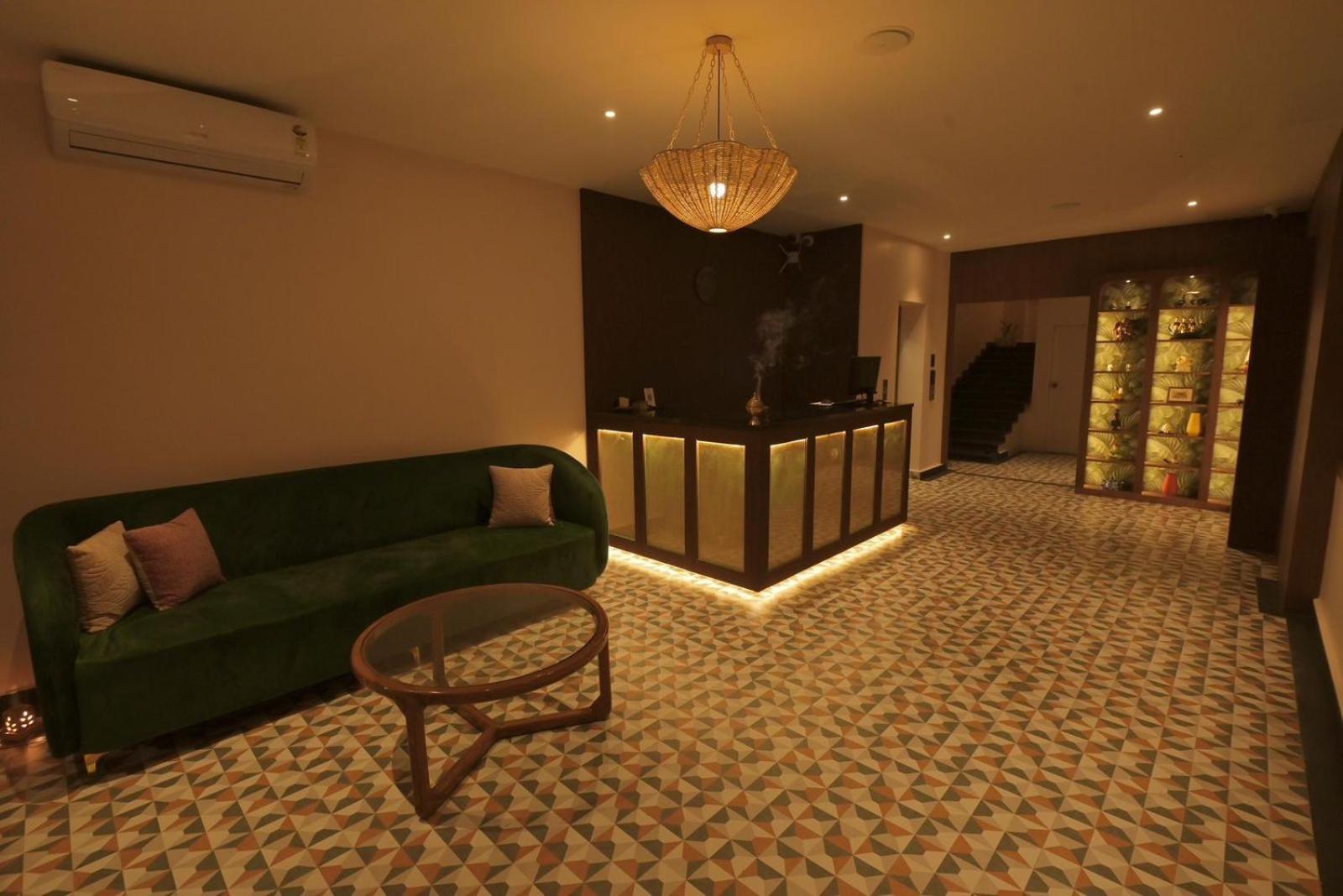 The Dibrugarh Address Hotel Екстериор снимка