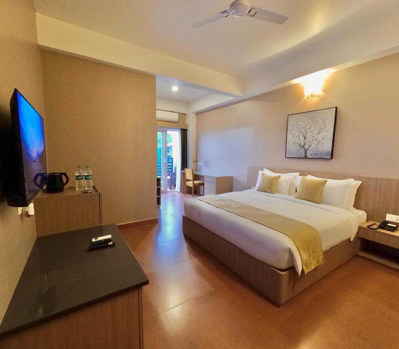 The Dibrugarh Address Hotel Екстериор снимка