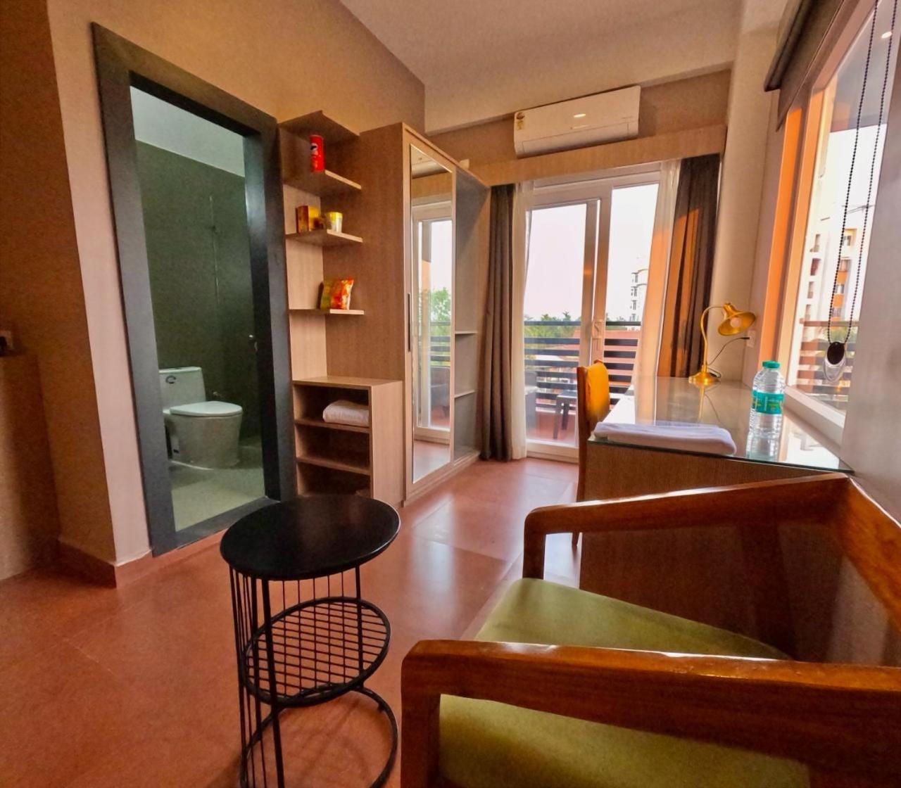 The Dibrugarh Address Hotel Екстериор снимка